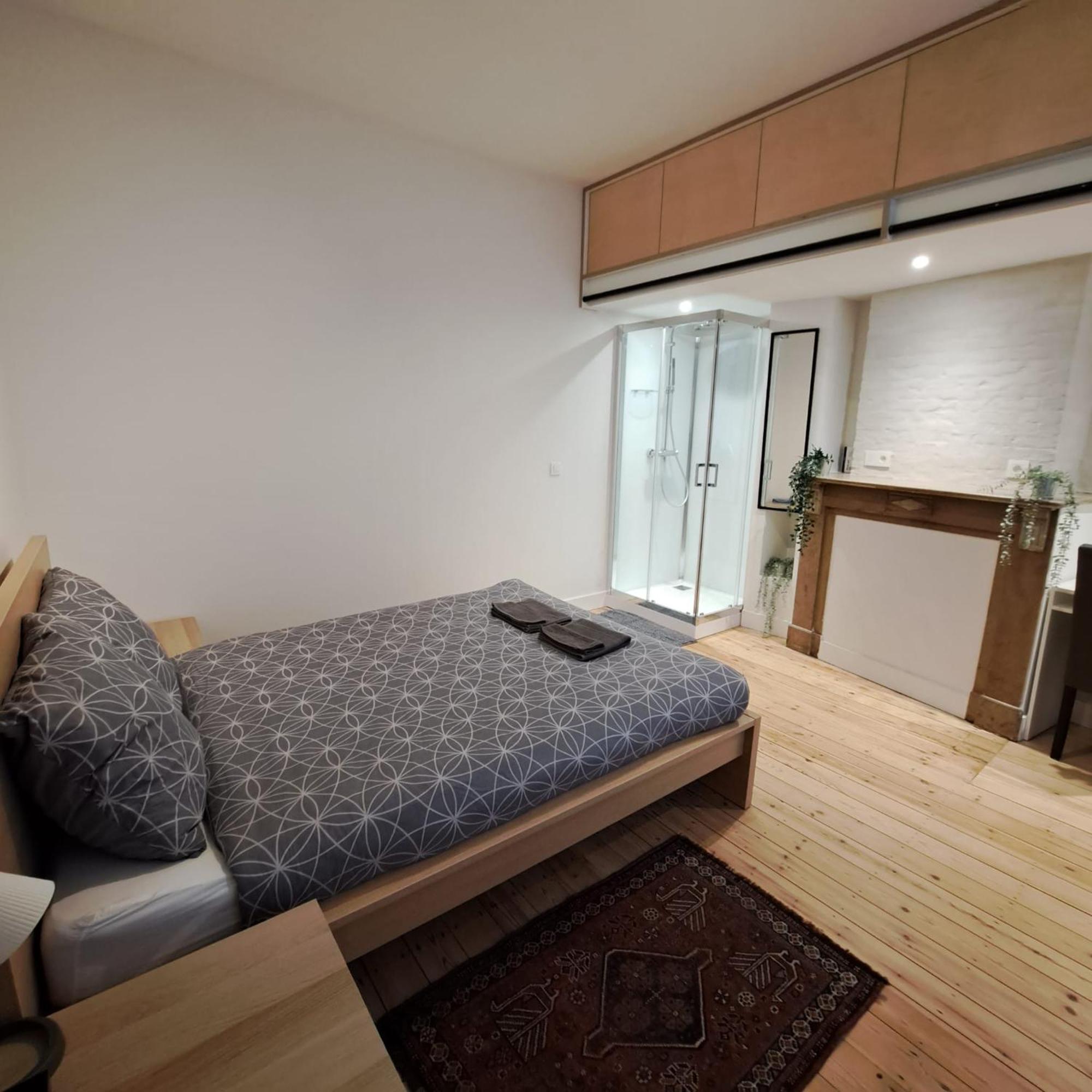 Comfortable Room With Terrace European Parliament Bruxelas Exterior foto